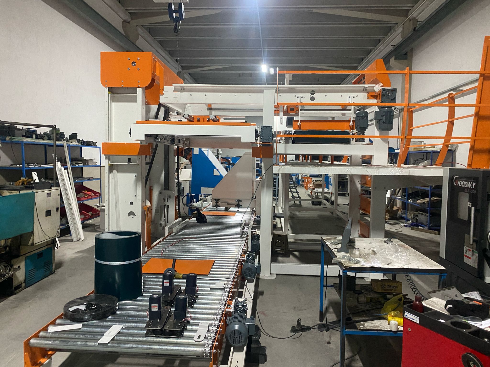 OTOMATİK ASANSÖRLÜ PALETLEME MAKİNASI ( PALETAİZER )